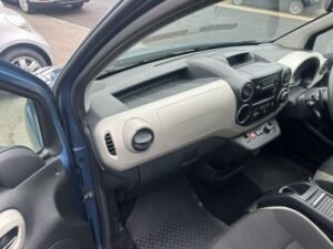 MyMobility Vehicles - WAV - Citroen Berlingo - WA64 JGY - Passenger Door Inside View