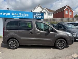MyMobility Vehicles - WAV - Peugeot Partner - SF68 DHZ - Drivers Side View