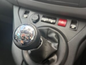 MyMobility Vehicles - WAV - Peugeot Partner - SF68 DHZ - Gear Stick View