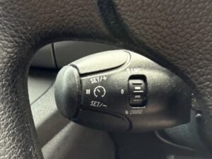 MyMobility Vehicles - WAV - Peugeot Partner - SF68 DHZ - Left Arm View