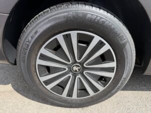 MyMobility Vehicles - WAV - Peugeot Partner - SF68 DHZ - Wheel 1 View