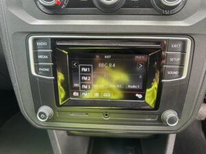 MyMobility Vehicles - WAV - VW Caddy - AV68 SYC - Infotainment View
